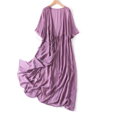 Peignoir en soie georgette à manches courtes