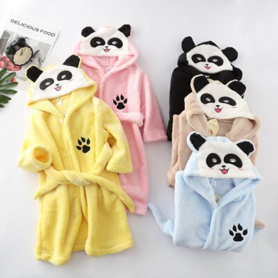 Peignoir de panda pour enfants