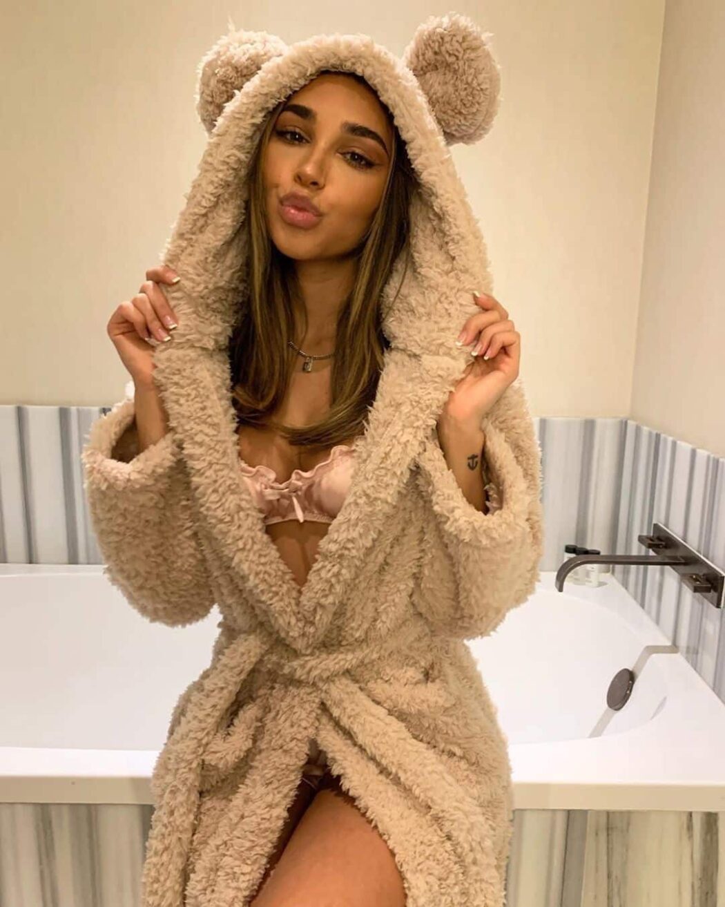 Peignoir polaire à capuche pour femme 34223 syiagg